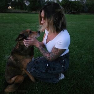 Meet your Posher, Sabrina